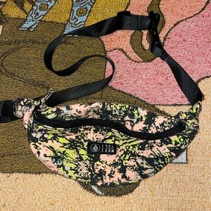 VOLCOM phanny pack